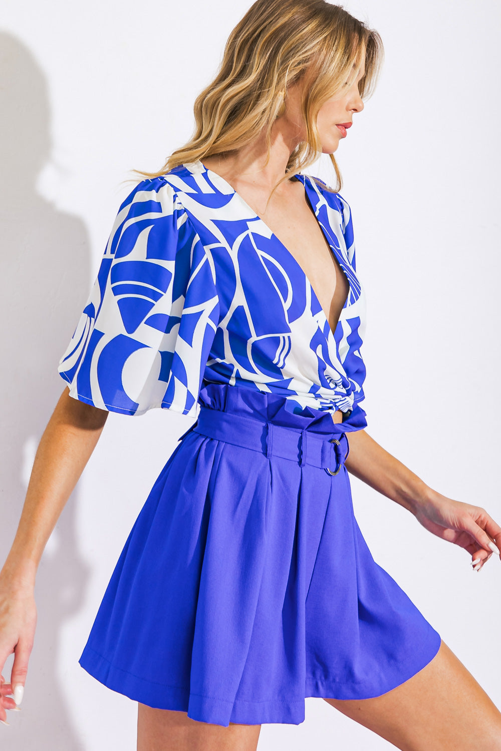 COFFEE CHATS WOVEN TOP Flying Tomato